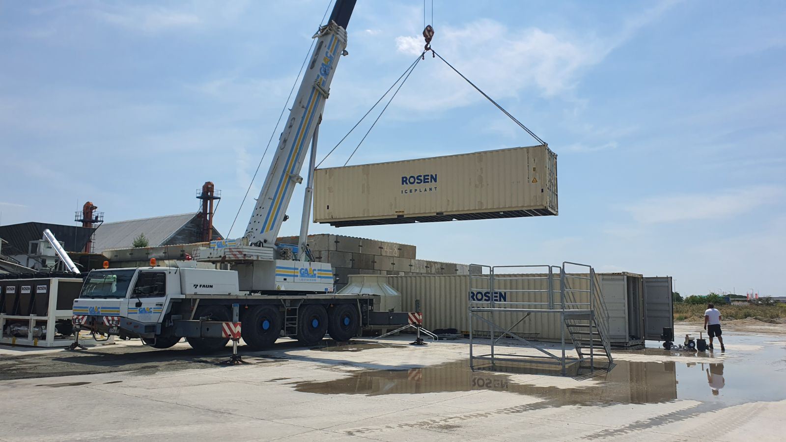 How to Choose the Right Ice Plant for Concrete Cooling Projects?